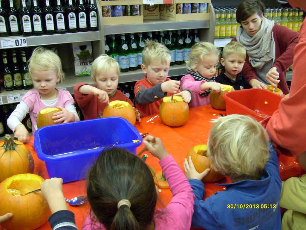 mhd-bux kindergarten halloween 01